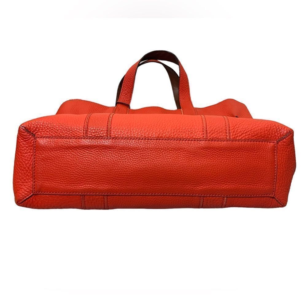 Coach Large Leather Reversible Tote w/Matching Pouch in Vibrant Tangerine/Camel - Picture 7 of 9